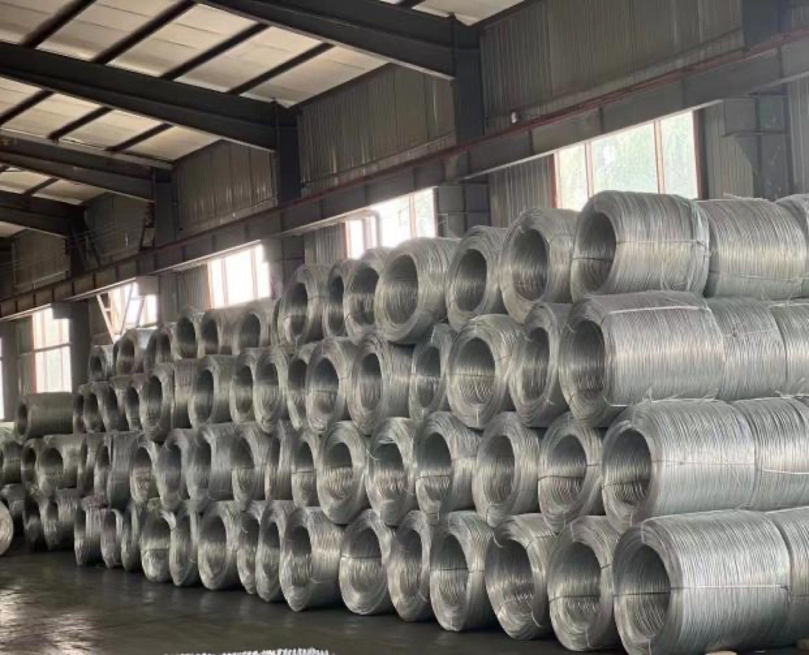 Fenghua Wire warehouse